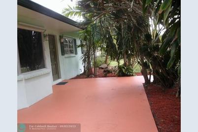 4660 SW 128th Ave - Photo 1