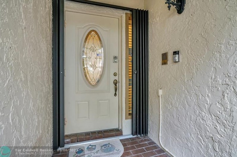 6012 Glendale Dr, Boca Raton FL  33433-3838 exterior