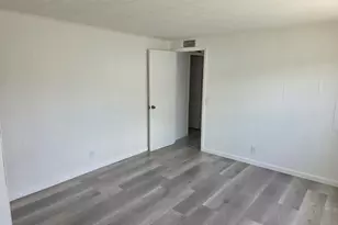 5627 Lagoon Dr, Fort Lauderdale, FL 33312 - Photo 7