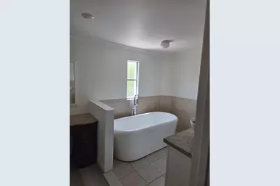 5627  Lagoon Dr, Fort Lauderdale, FL 33312 - Photo 11