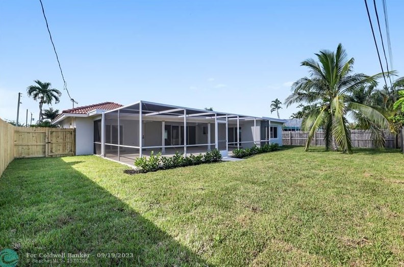 943 4th St, Boca Raton FL  33432-4201 exterior