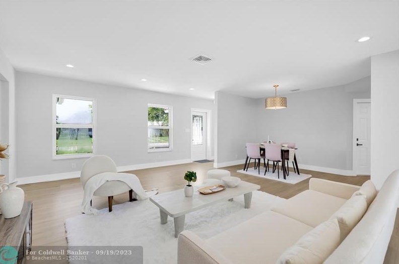 943 4th St, Boca Raton FL  33432-4201 exterior