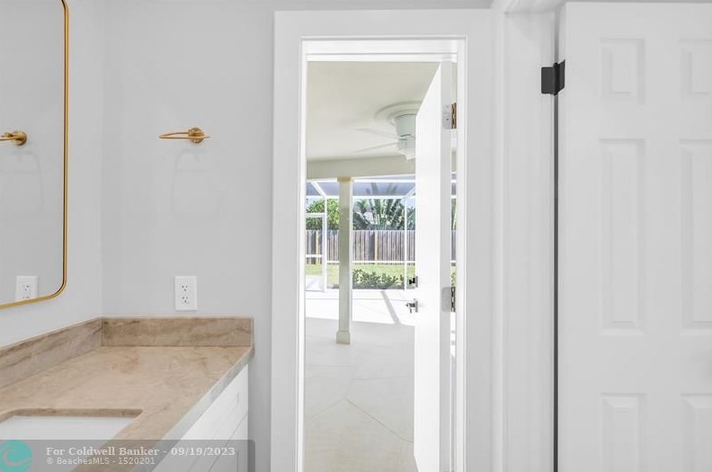 943 4th St, Boca Raton FL  33432-4201 exterior