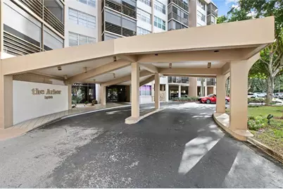 1400  Saint Charles Pl, Unit #615, Pembroke Pines, FL 33026 - Photo 23