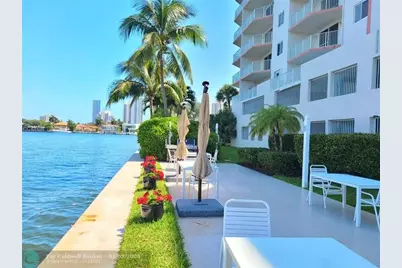 18260 N Bay Rd, Unit #304, Sunny Isles Beach, FL 33160 - Photo 47