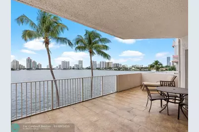 18260 N Bay Rd, Unit #304, Sunny Isles Beach, FL 33160 - Photo 5