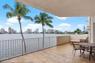 18260 N Bay Rd, Sunny Isles Beach, FL 33160 - Photo 5