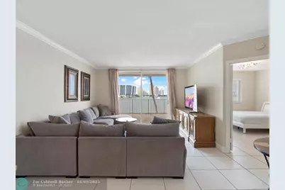 18260 N Bay Rd, Unit #304, Sunny Isles Beach, FL 33160 - Photo 13