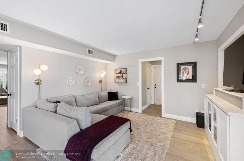 24 Riverway Blvd, Palm City FL  34990-4238 exterior