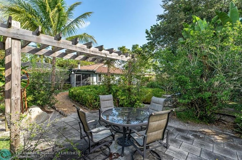 91 12th Way, Boca Raton FL  33486-4453 exterior