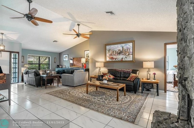 91 12th Way, Boca Raton FL  33486-4453 exterior