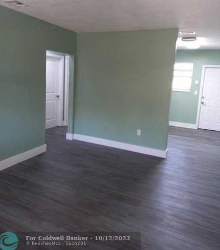 1861 161 St, Miami FL  33162-4817 exterior