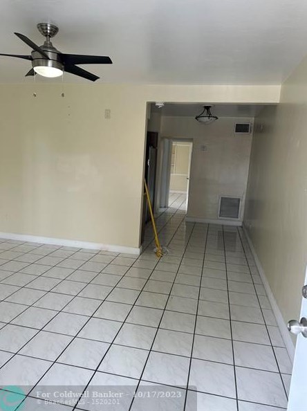 3616 24th Ter, Miami FL  33145-3041 exterior