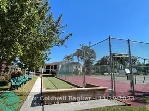 328 Knotty Pine Cir, Lake Worth FL 33463-9197 exterior