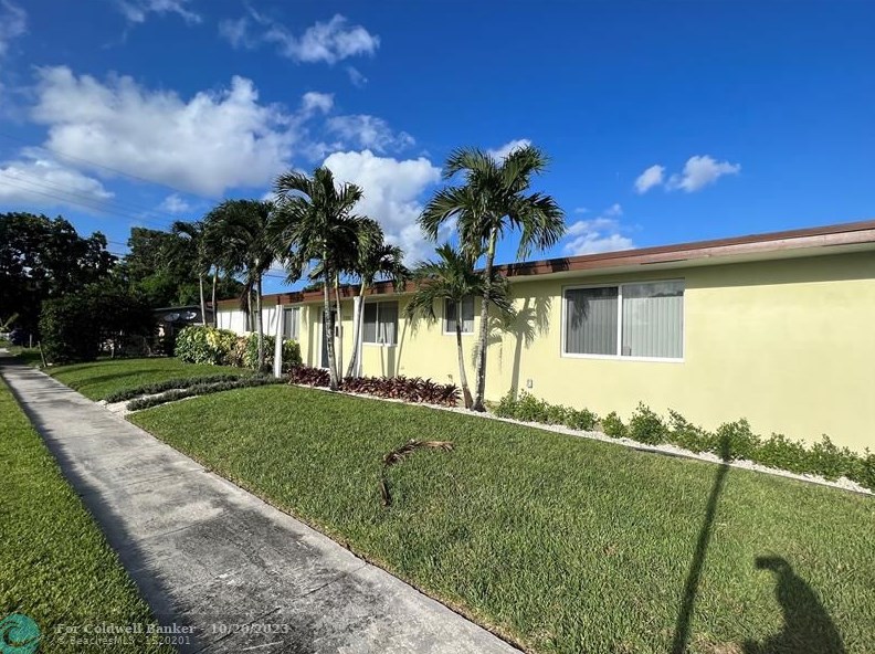 7781 Sheridan St, Hollywood FL  33024-2533 exterior