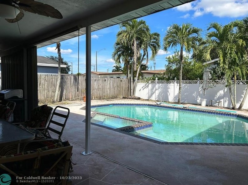 801 89 Ter, Hollywood FL 33024-6431 exterior