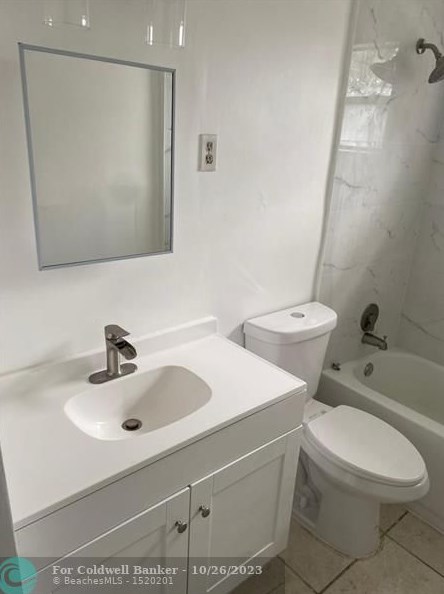 2300 61st Ave, Hollywood FL  33024-4210 exterior