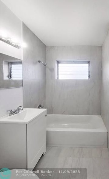 91 Loquat Tree Dr, Lake Worth FL  33462-5115 exterior