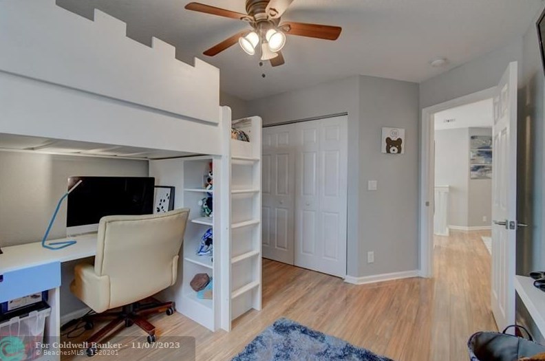 4104 Plumbago Pl, Lake Worth FL  33462-3420 exterior