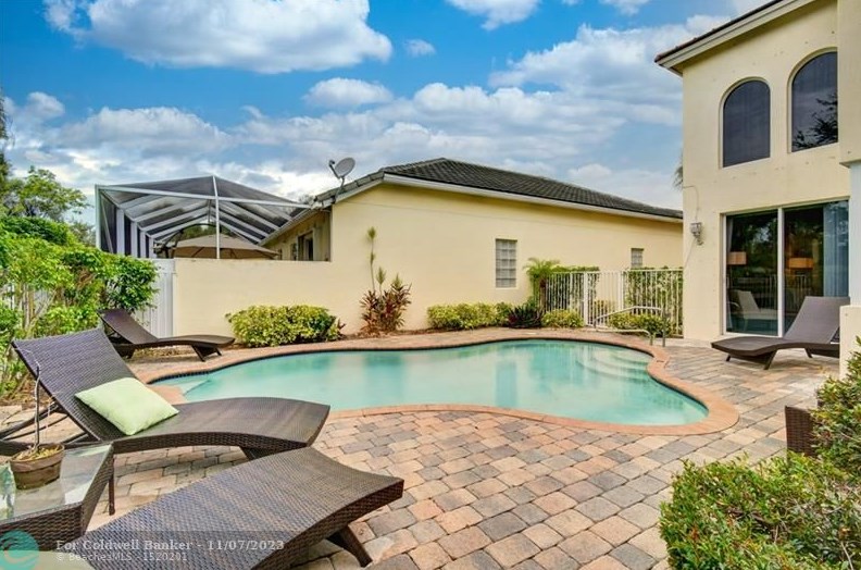 4104 Plumbago Pl, Lake Worth FL  33462-3420 exterior