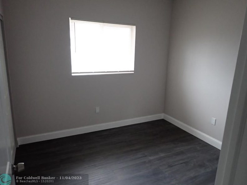 2241 62nd Ave, Hollywood FL  33024-4229 exterior