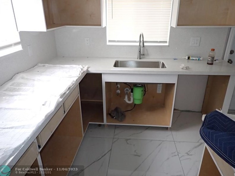 2241 62nd Ave, Hollywood FL  33024-4229 exterior