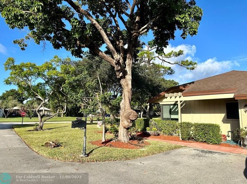 22630 Vistawood Way, Boca Raton FL 33428-5564 exterior