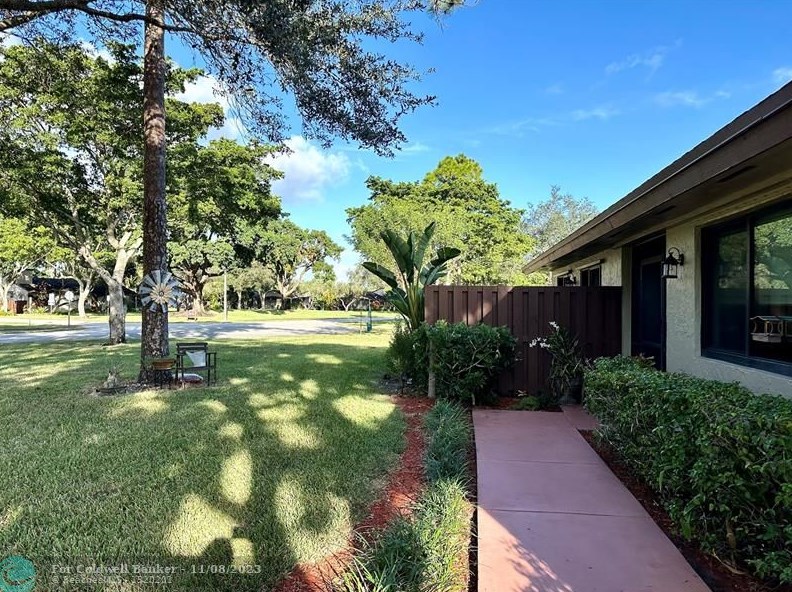 22630 Vistawood Way, Boca Raton FL 33428-5564 exterior