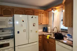 10180 NW 30th Ct, Sunrise, FL 33322 - Photo 9