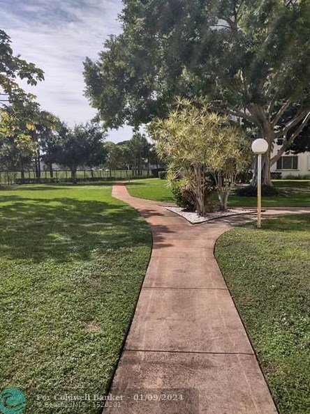 4330 Hillcrest Dr, Hollywood FL  33021-7933 exterior