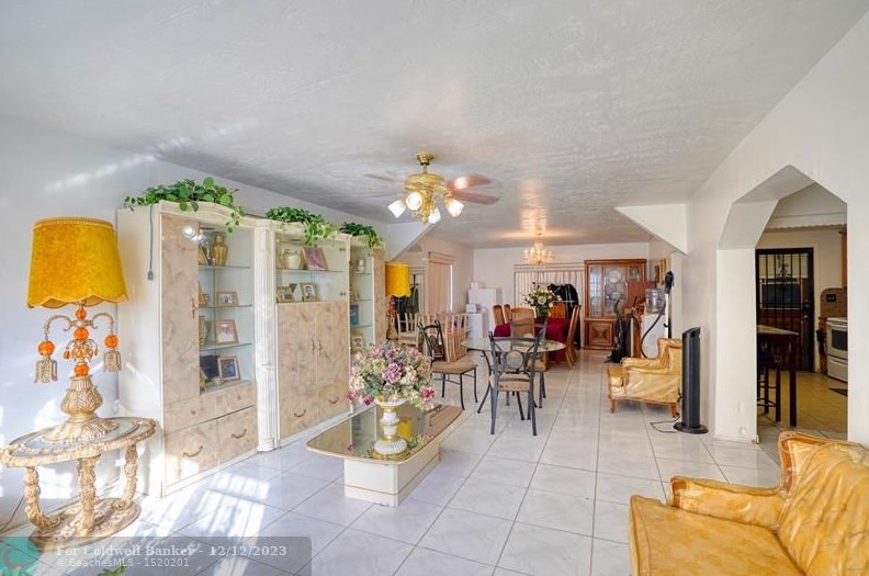 2515 161st St, Miami FL  33054-6537 exterior