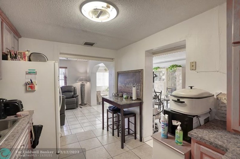 2515 161st St, Miami FL  33054-6537 exterior