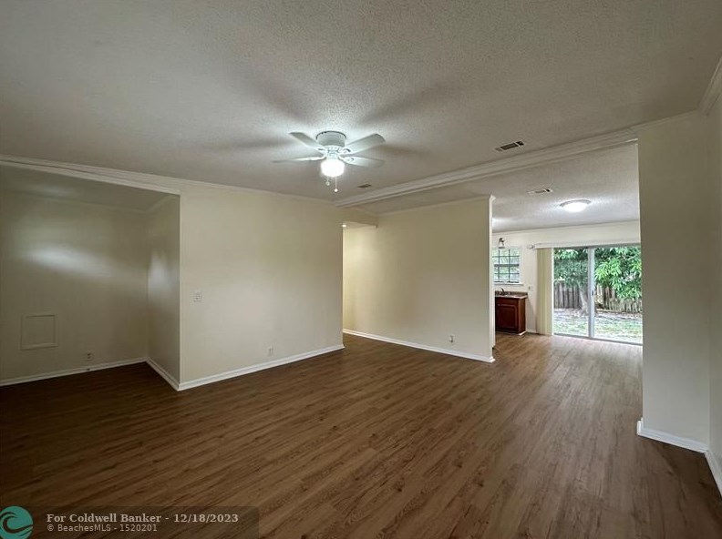 7214 San Castle Blvd, Lake Worth FL  33462-5214 exterior