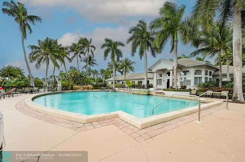 19640 Dinner Ky Dr, Boca Raton FL 33498-4523 exterior