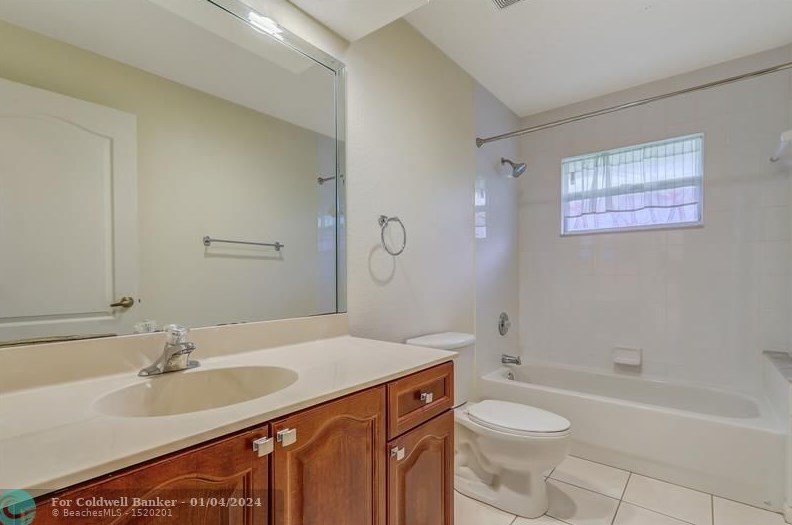 5466 Model Ct, Fort Pierce FL  34986-4016 exterior