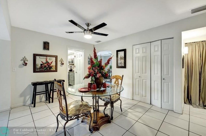 201 Dabney Dr, Fort Pierce FL  34983-2050 exterior