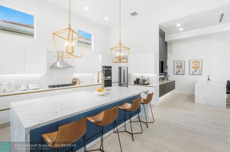 6550 Somerset Cir, Boca Raton FL  33496-4021 exterior