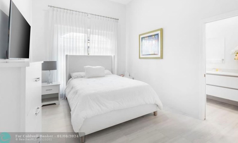 6550 Somerset Cir, Boca Raton FL  33496-4021 exterior