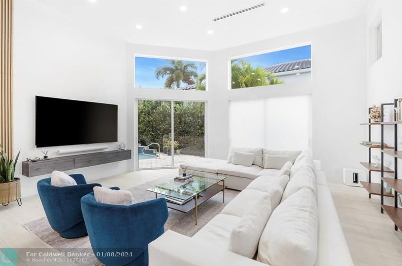 6550 Somerset Cir, Boca Raton FL  33496-4021 exterior