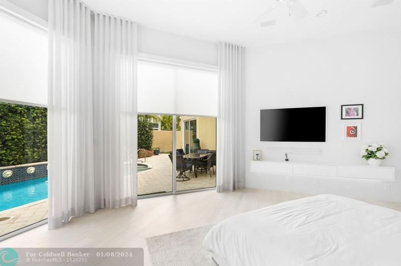 6550 Somerset Cir, Boca Raton FL  33496-4021 exterior