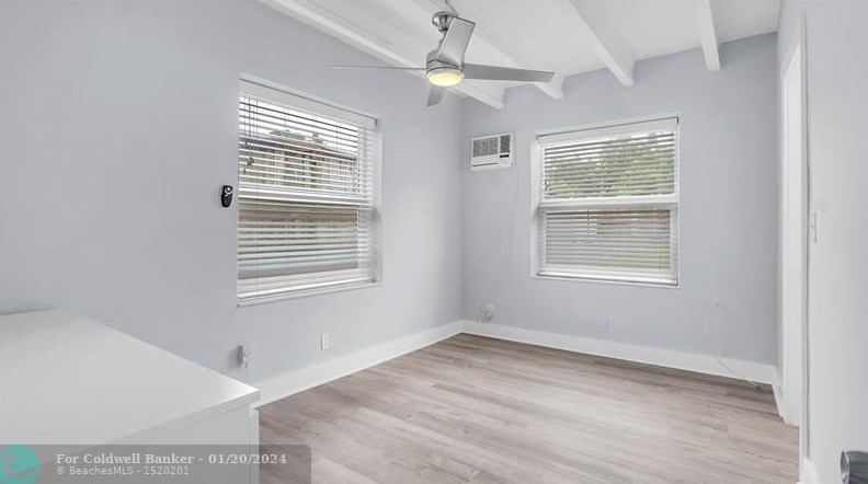 401 Hibiscus Ave, Pompano Beach FL  33062-5518 exterior