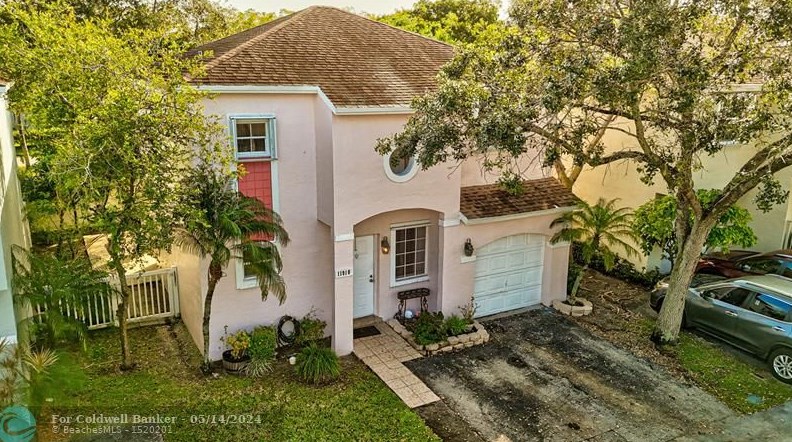 11910 12 St, Hollywood FL 33026-3874 exterior