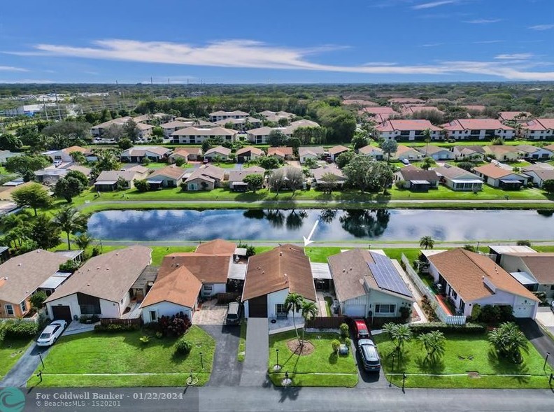 5094 Mirror Lakes Blvd, Boynton Beach FL  33472-1214 exterior