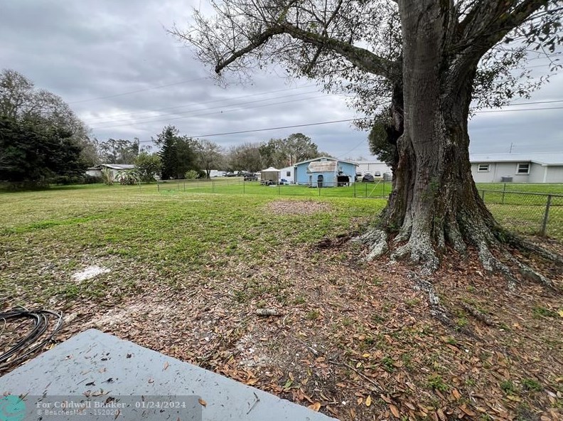 1940 6th St, Okeechobee FL  34972-2413 exterior