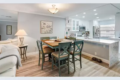 9261  Vista Del Lago, Unit #19F, Boca Raton, FL 33428 - Photo 13