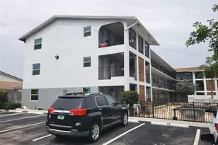 1021 NE 24th Ave, Pompano Beach, FL 33062 - Photo 17