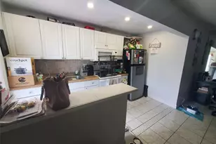 1021 NE 24th Ave, Pompano Beach, FL 33062 - Photo 3