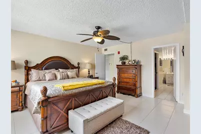 111  Golden Isles Dr, Unit #C1, Hallandale Beach, FL 33009 - Photo 25