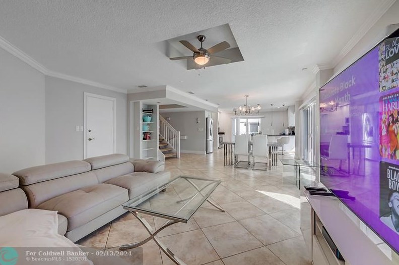 1118 Russell Dr, Boca Raton FL 33487-4222 exterior