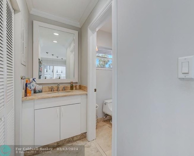 1118 Russell Dr, Boca Raton FL 33487-4222 exterior